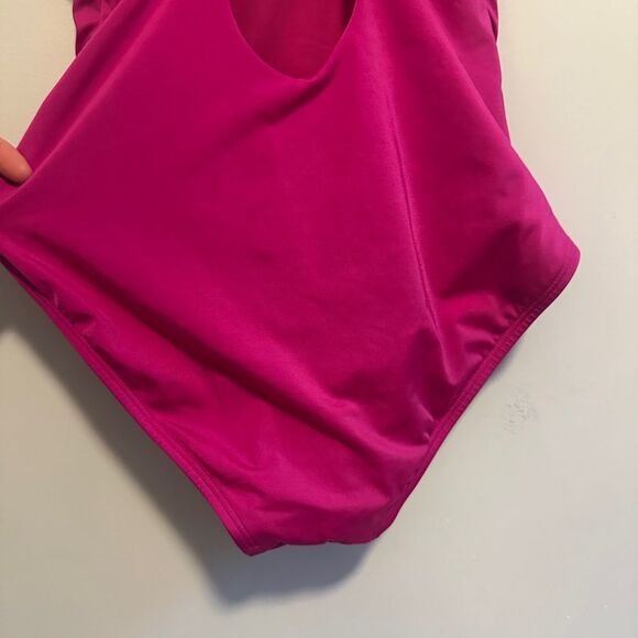 Athleta Malibu One Piece Fuchsia Pink One-Piece Swimsuit XS - Picture 7 of 8